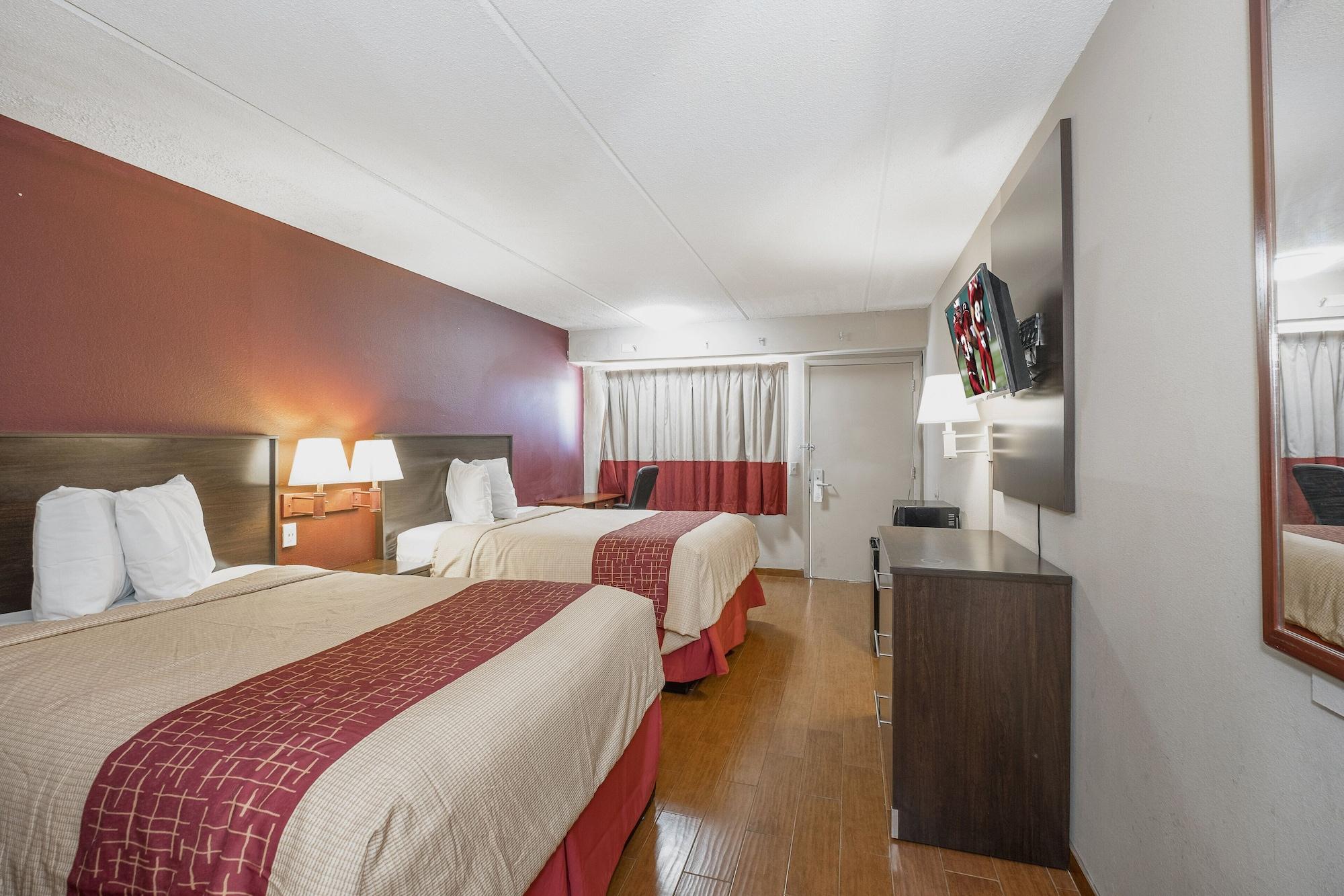 Red Roof Inn Jackson Downtown - Fairgrounds Экстерьер фото