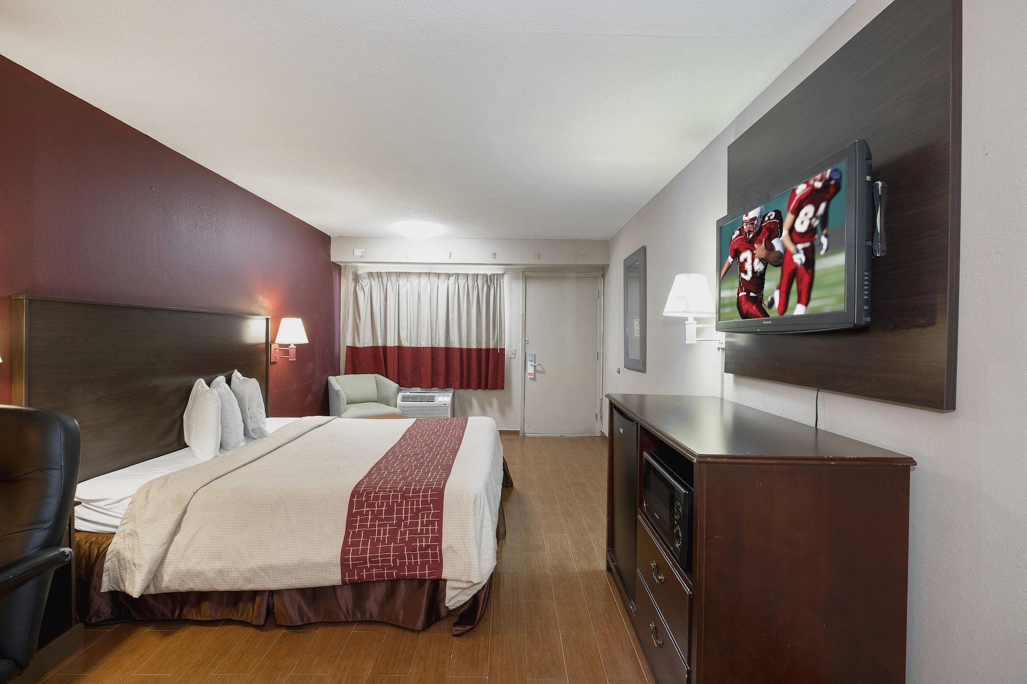 Red Roof Inn Jackson Downtown - Fairgrounds Экстерьер фото