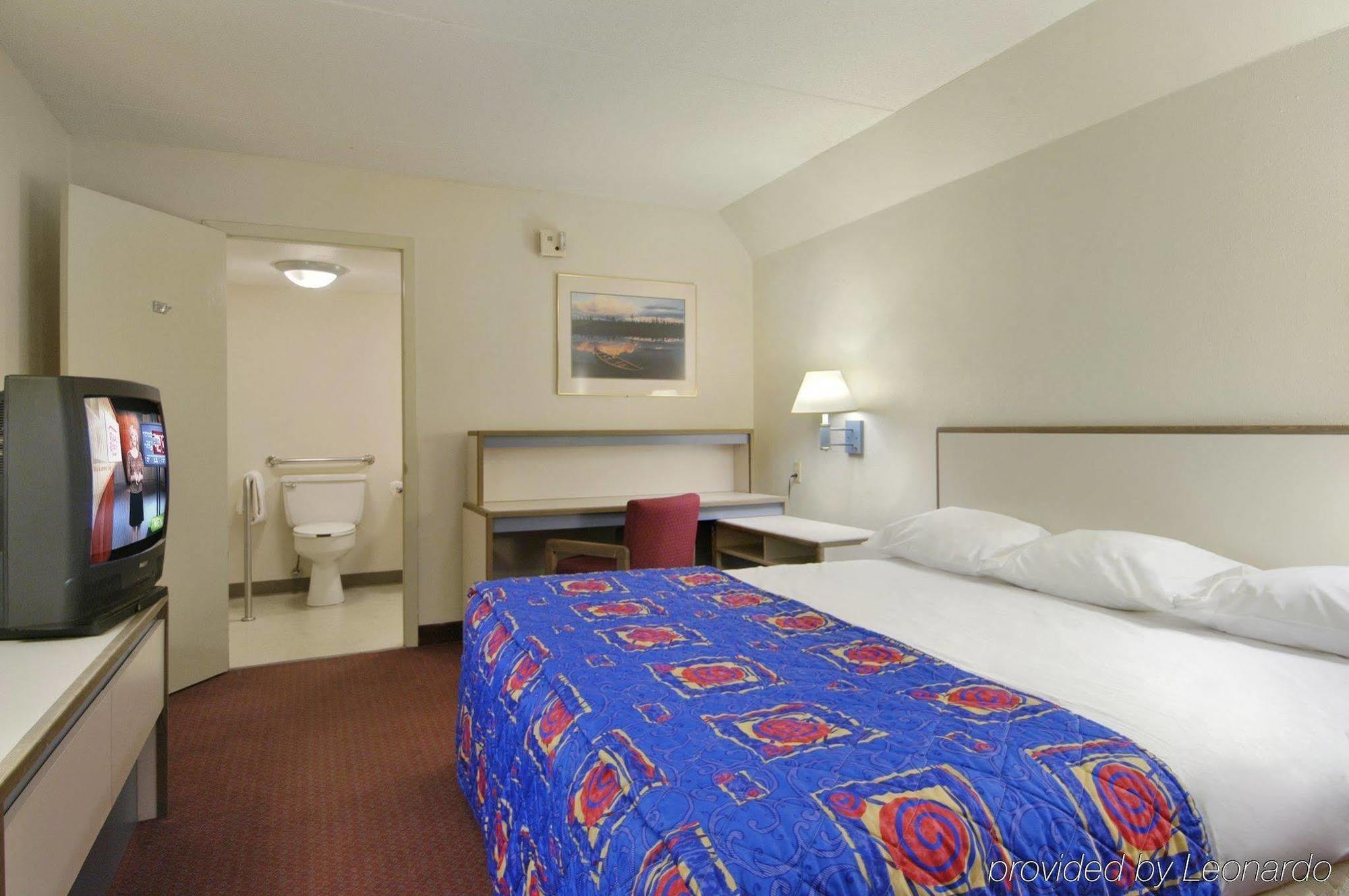 Red Roof Inn Jackson Downtown - Fairgrounds Экстерьер фото